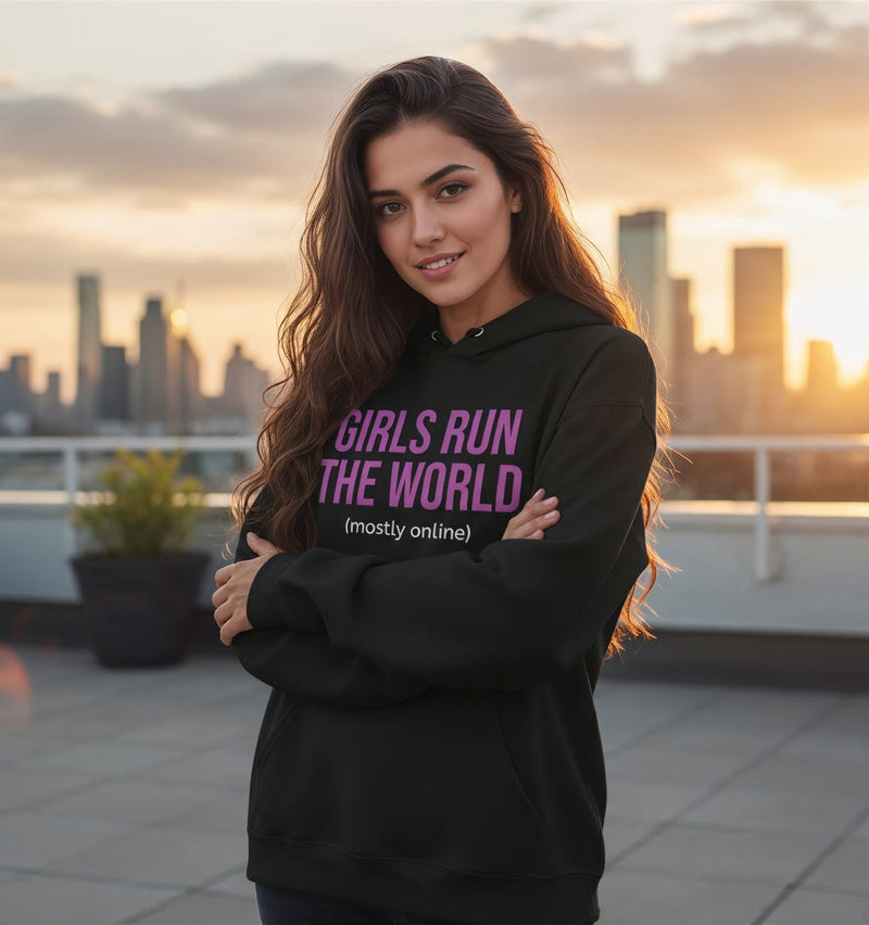 The Mostly Online Collection – Girls Run the World